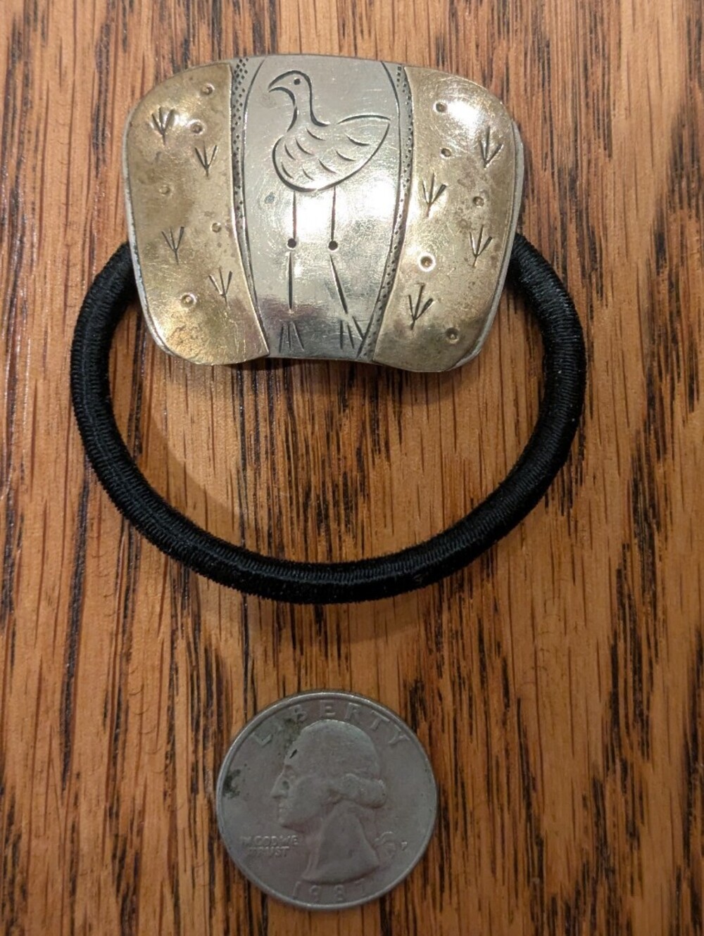 Vintage Two-Tone Metal Hair Tie with Engraved Bird Design